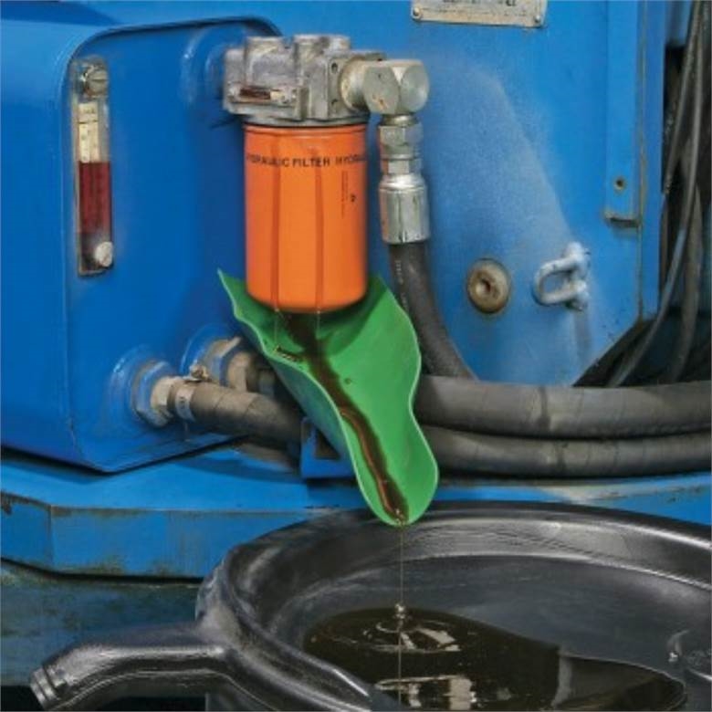 New Pig 18609 - Form-A-Funnel? Flexible Draining Tool